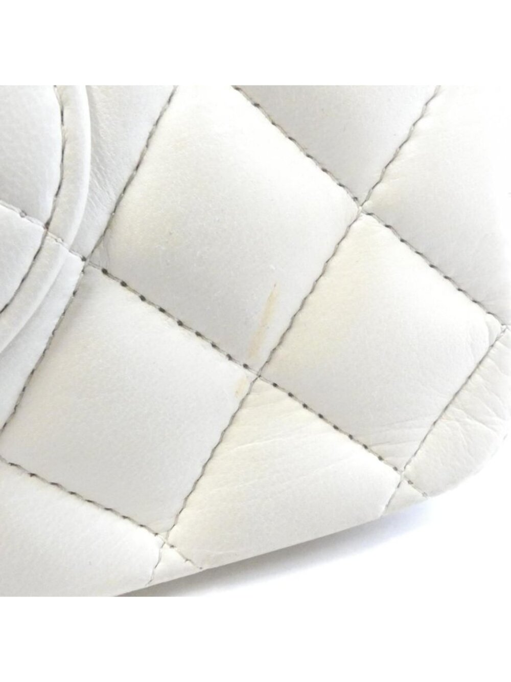 Chanel Shoulder Bag Ivory - Picture 5 of 10